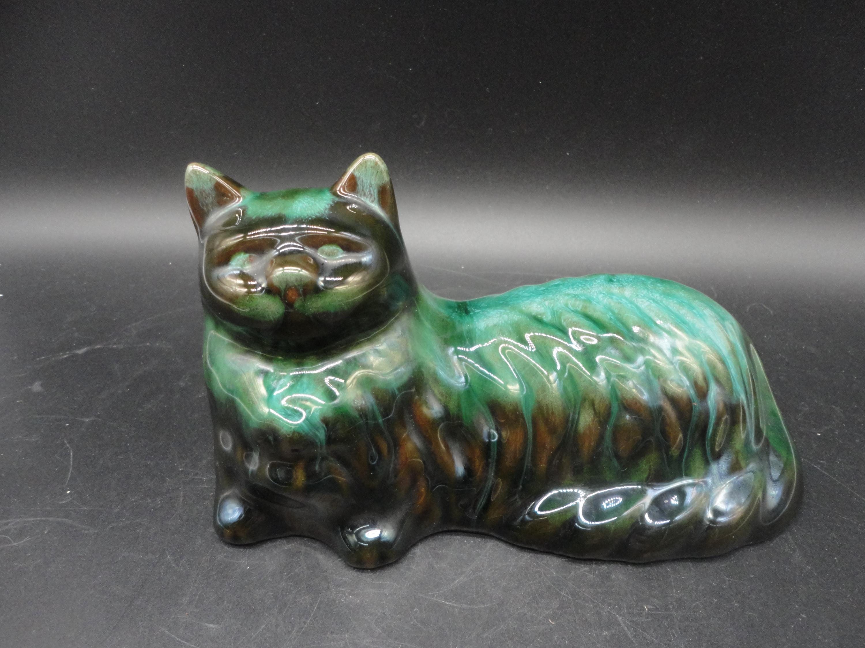 Vintage Blue Mountain Pottery Laying Cat Figurine, Canadian