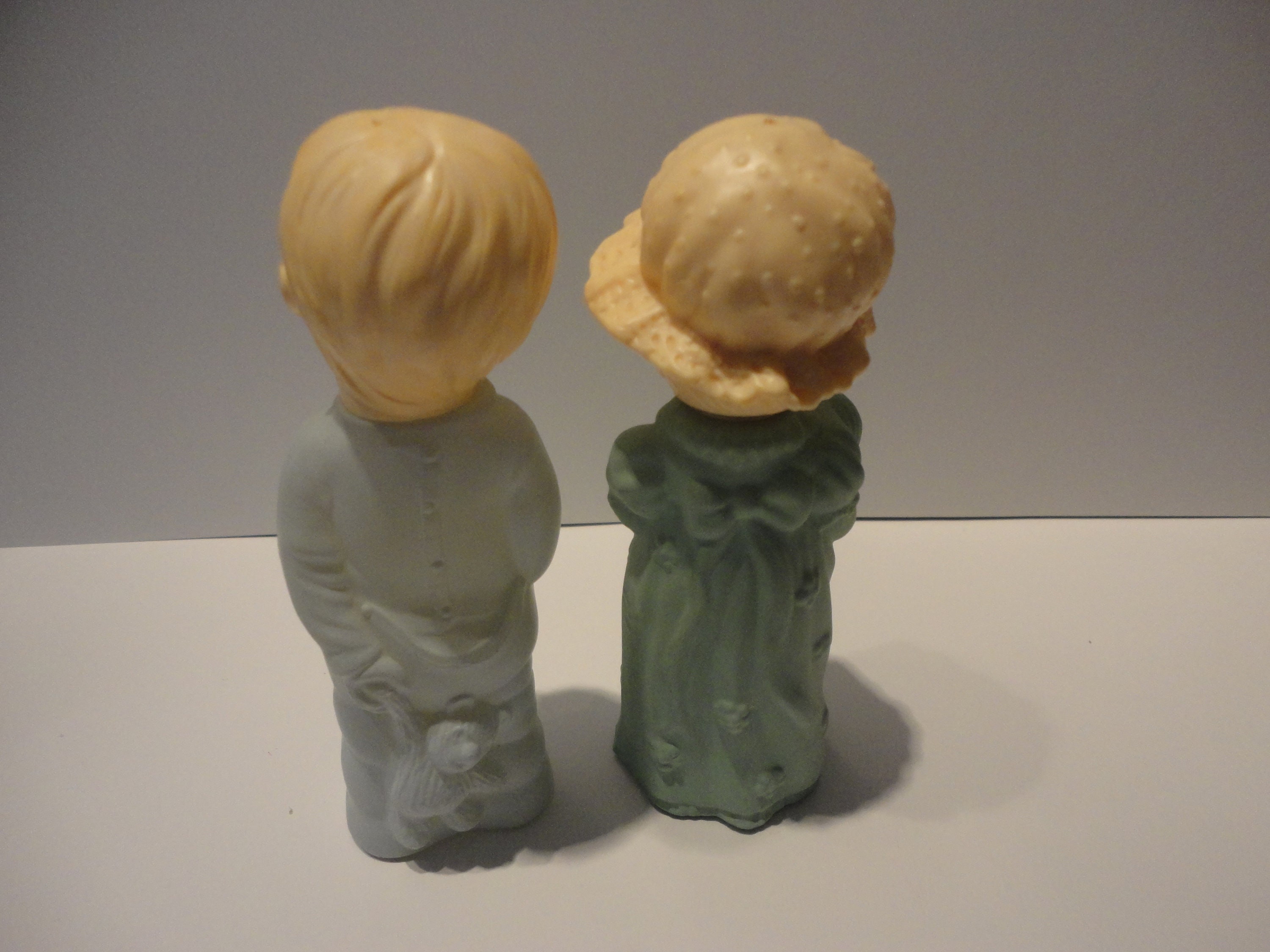 エイボン リトルガールコロン オカー! 88ml Avon Little Dream Girl and Boy Decanters With Perfume