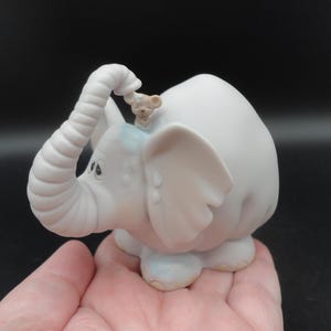 Precious Moments Showers of Blessings Elephant Figurine,Collectible Precious Moments Porcelain Figurine,Vintage Precious Moments Figurine