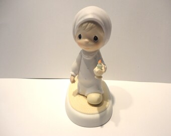 Johnathon and David(Precious Moments)Jesus Is The Light That Shines figurine,Vintage Johnathon and David Jesus Is The Light That Shines
