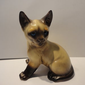 Porcelain Siamese Cat/Kitten made in Japan,Collectible Siamese Cat/Kitten made in Japan,Vintage Porcelain Siamese Cat/Kitten made in Japan
