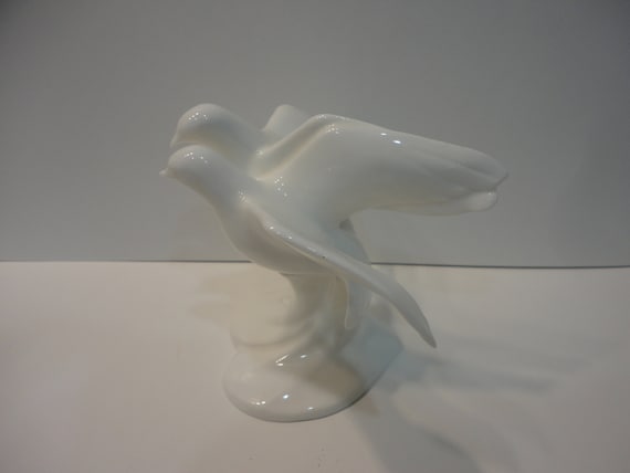 Gift for the Collector Images of Nature Always and Forever Vintage Royal Doulton White Bone China Bird Figurine