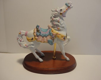 Lenox Fine Porcelain Seashell Carousel Horse made in Thailand,Collectible Lenox Carousel Horse,Vintage Lenox Porcelain Carousel Horse