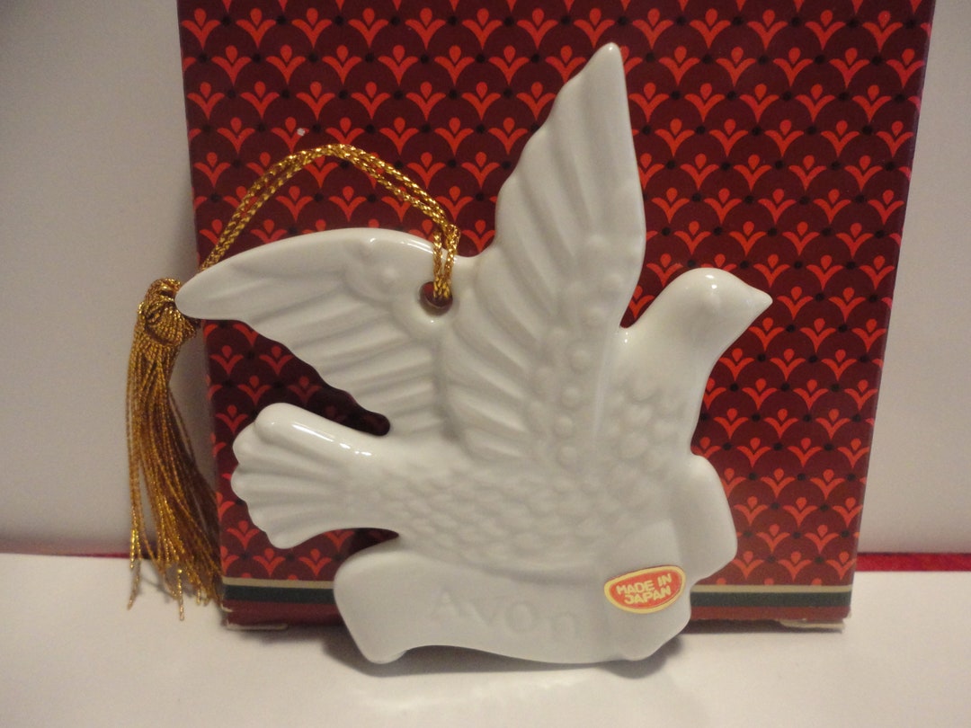Are Avon Christmas Ornaments Worth Anything Avon 1982 Christmas Remembrance Ceramic Dove Ornament,collectible Avon