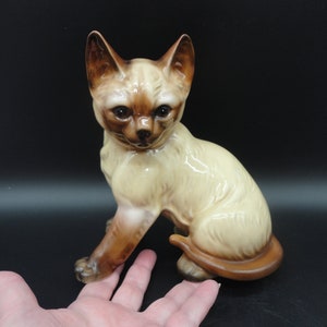 Large Ceramic Siamese Cat Figurine,Collectible Large Ceramic Sitting Siamese Cat Figurine,Vintage Large Ceramic Siamese Cat Figurine