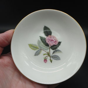 Wedgwood Bone China Hathaway Rose Trinket Dish hergestellt in England, Sammlerstück Wedgwood Bone China Trinket Dish, Vintage Wedgwood Trinket Dish