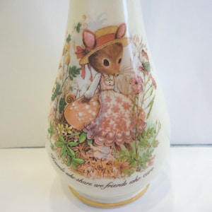 Crown Devon Friend Bud Vase made in England,Collectible Crown Devon Bud Vase,Vintage Crown Devon Friend Bud Vase made in England