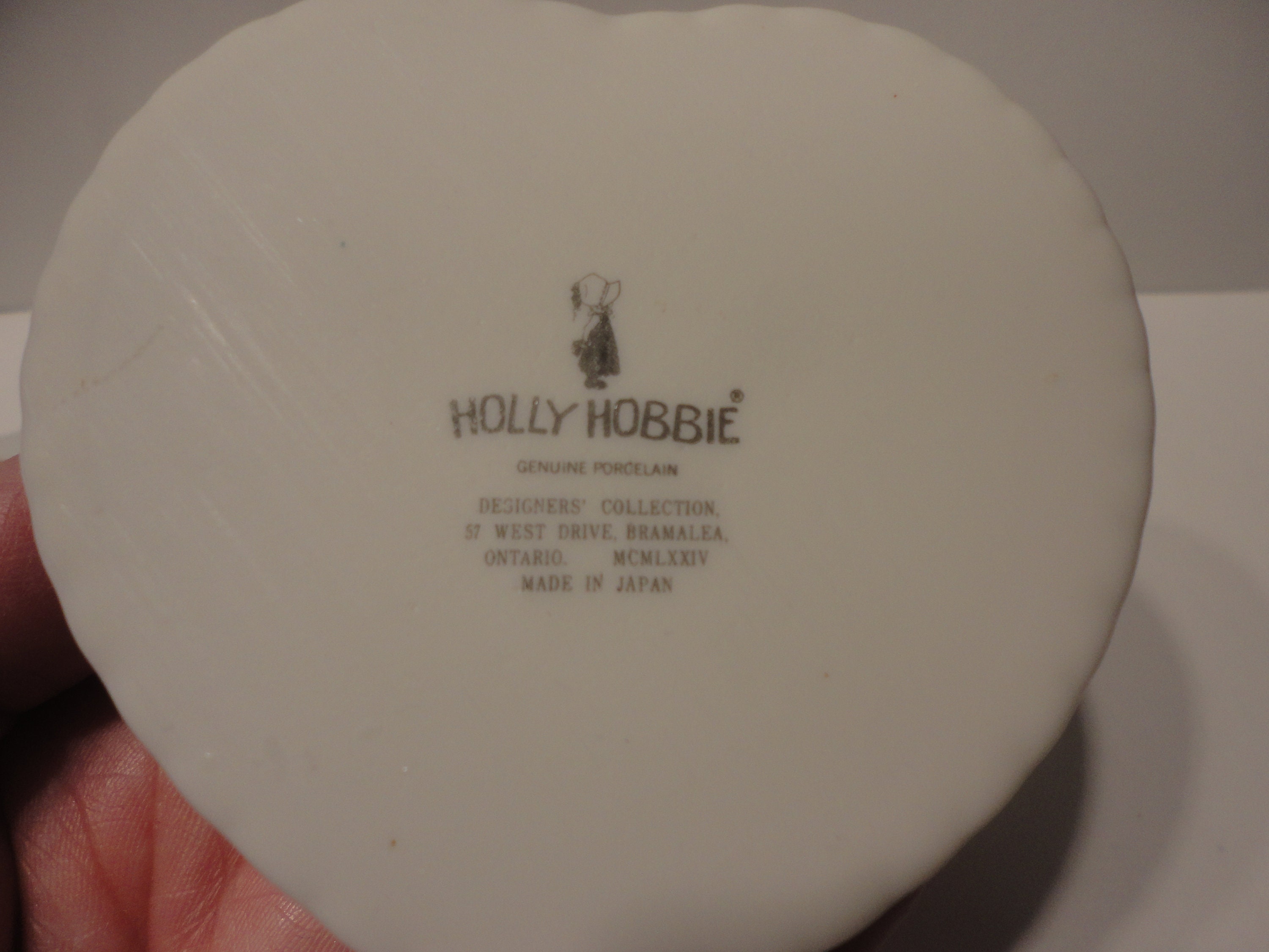 Holly Hobbie Designers' Collection Porcelain Heart Trinket
