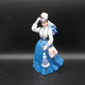 Figurine Avon President&#39;s Club Mme Albee Award 1996-1997, figurine Avon de collection, figurine Avon Mrs. Albee Award en porcelaine vintage