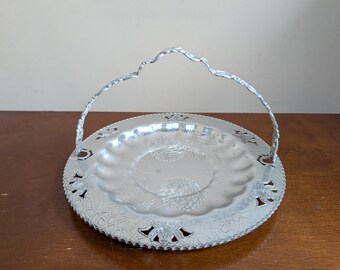 Bandeja vintage de aluminio forjado a mano – Bandeja de servir con grabado floral