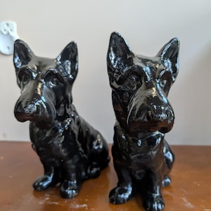Sujetalibros grandes de cerámica con forma de perros Scottie Terrier de estilo vintage, ideales como decoración para marcos de puertas o como figuras de jardín (par).
