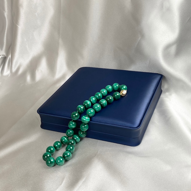 Luxe Natuurlijke Groene Malachite stenen ketting met vergulde Vermeil Sterling Silver Clasp Malachite ketting afbeelding 8