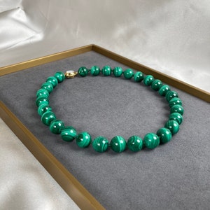 Luxe Natuurlijke Groene Malachite stenen ketting met vergulde Vermeil Sterling Silver Clasp Malachite ketting afbeelding 5