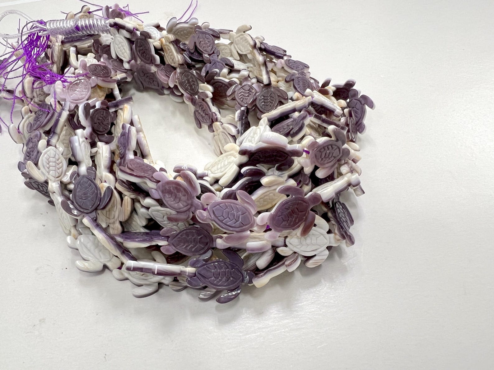 16-inch Oceanic Turtle-shaped Purple Wampum Shell Beads – Natural ...