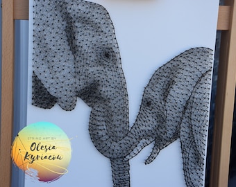 Elefante con hilo: decoración de pared moderna, hecha a medida