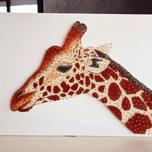 Jirafa con hilo: decoración de pared con animales africanos (40,6 x 61 cm)