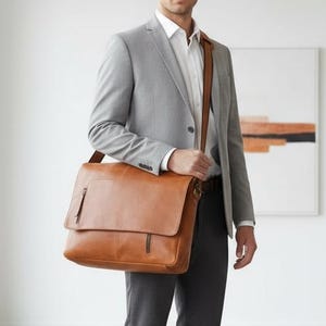 Personalized Leather Messenger Bag: Handmade Leather Laptop Briefcase, Crossbody Shoulder Bag, Office, Work bag, Gift for Him Christmas Gift