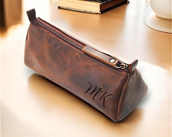 Personalized Leather Brush Case: Roll Up Pencil Organizer, Artist Gift, Leather Zippered Pouch, Christmas Gift, Travel Pouch, Cosmetic Bag