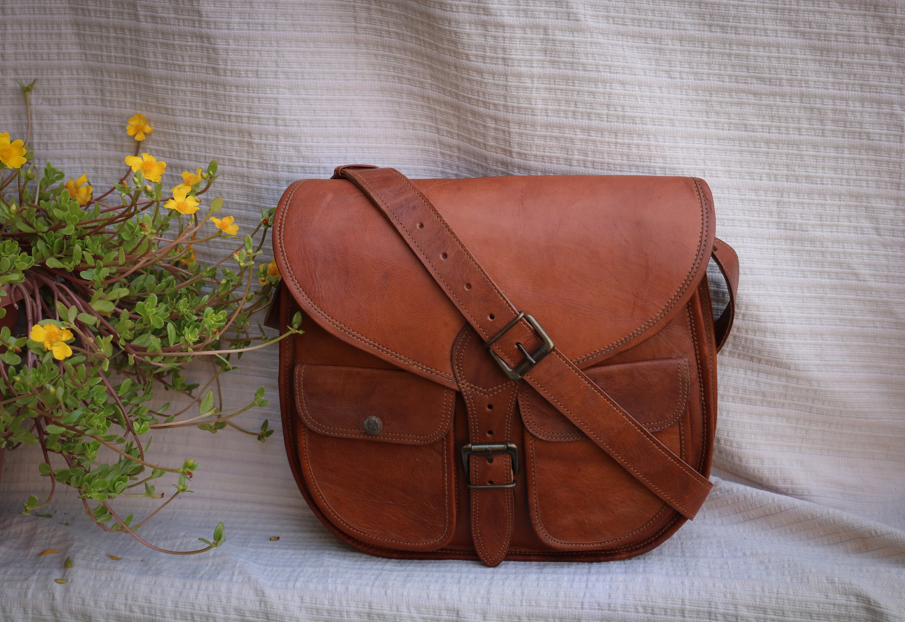 Roots - Introducing the Ella Bag! A simple, stylish... | Facebook