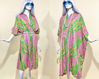 Vintage jaren 1960 70s Psychedelische Zip Up Kaftan met kettingriem / Polynesische Flower Power / Boho / Transitional Resort Wear Muumuu Jurk