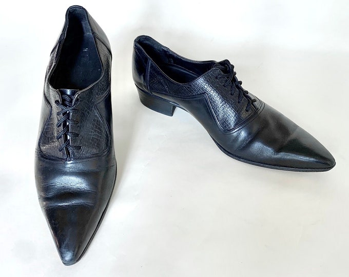 vintage-1960s-lace-up-leather-mod-shoes-winkle-picker-pointed-toe