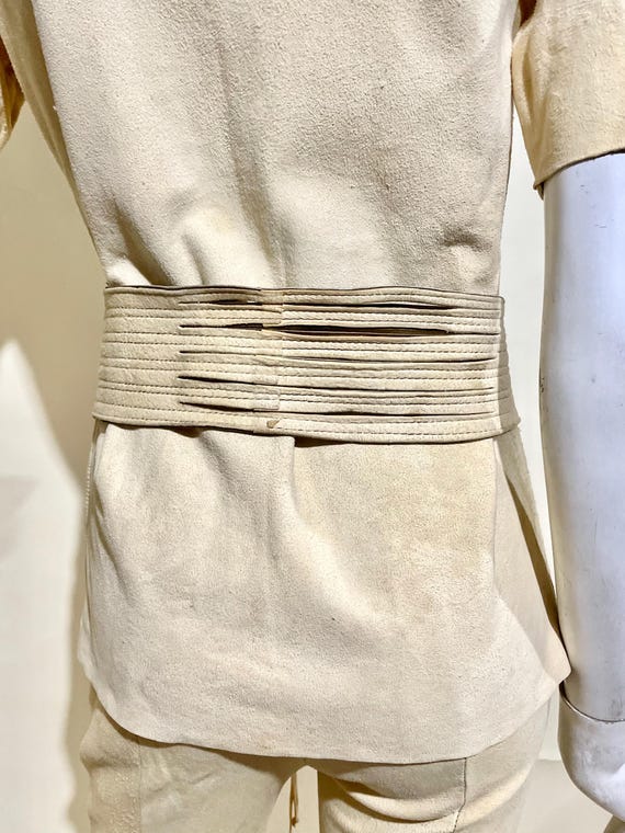 Vintage 1960s 70s CORDOBA Boutique Buckskin Suede Flared Suit / Belt Tunic & Kick Flares / Worn-in Posh Hippie / Star Patches / Unisex View 6