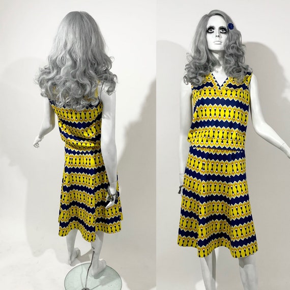 1960s 70s Art Deco inspired Skirt & Top co-ord se… - image 2