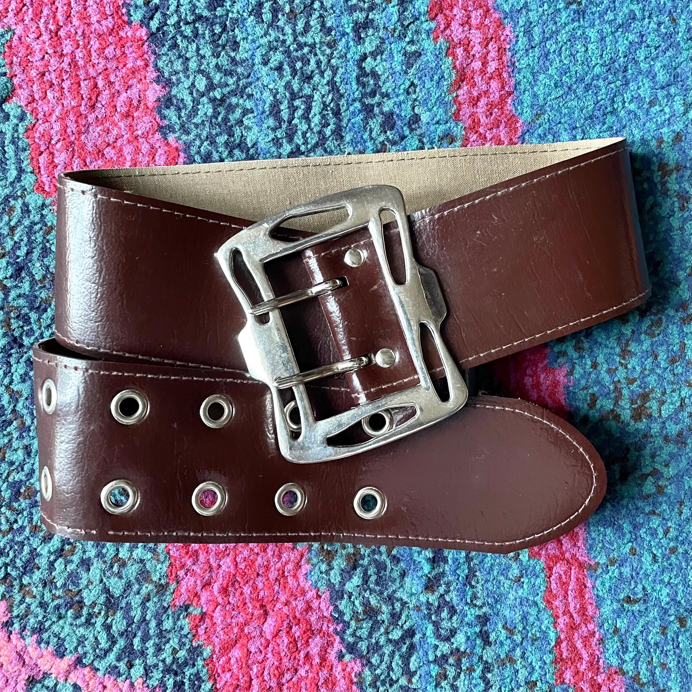 Vintage Lynn Dorsch Avant Garde Buckle with Leather Belt Size Small‎ Any information on this handcrafted signed belt? main image 3