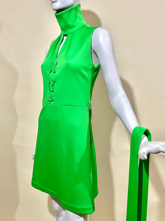 Vintage 1970s Vivid Green Go-Go Mini Dress / Mod … - image 5