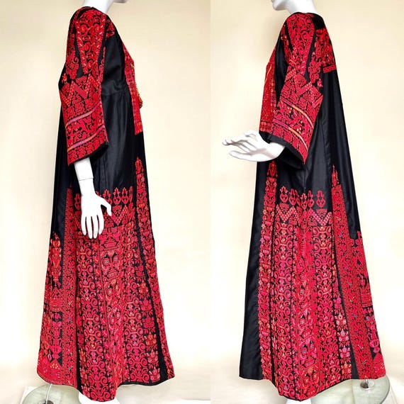 Sleeveless Blue And Colorful Traditional Palestinian Embroidered Womens Long Vest C100047