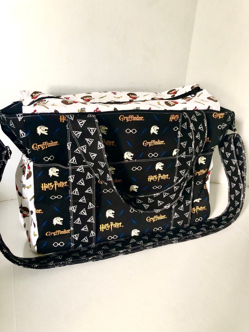 Diaper Bag 10 Pockets Zipper Closure Messenger Bag Extra Large Diaper Bag Adjustable Strap Harry Potter