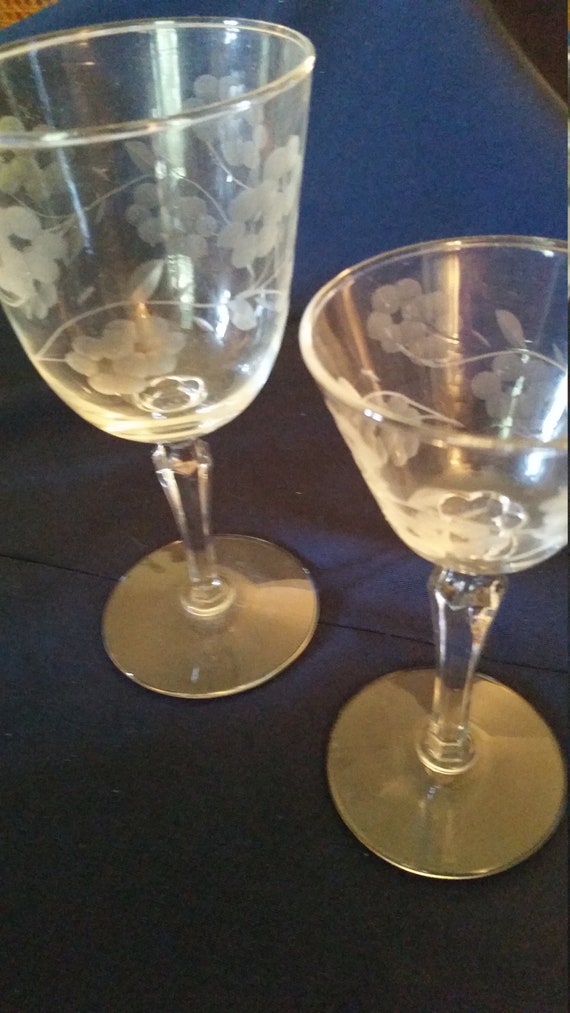 Anciens Verres à Eau Et Vin Verre Taillé