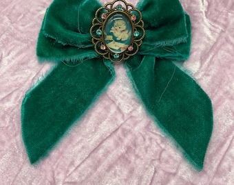 Teal Velvet Kitten Hair Clip: Retro Kitsch Bow Barrette