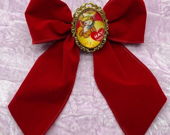 Red Velvet Hair Clip Bow, Kitsch Cowboy Bear Cabochon