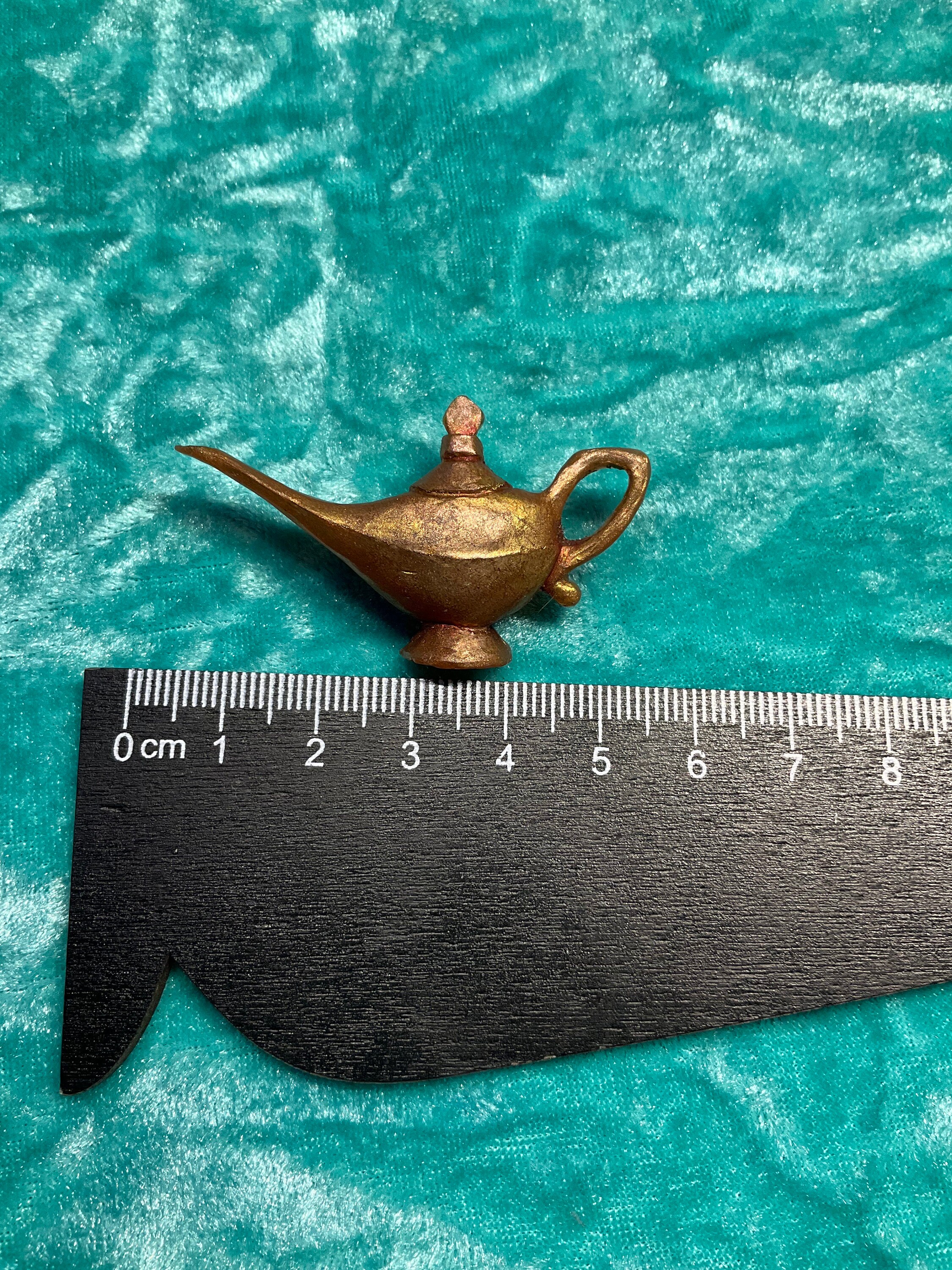 Magic Lamp Vintage Style Brooch - Etsy