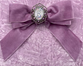 Vintage Lilac Velvet Hair Bow, Wild West Cat Cabochon