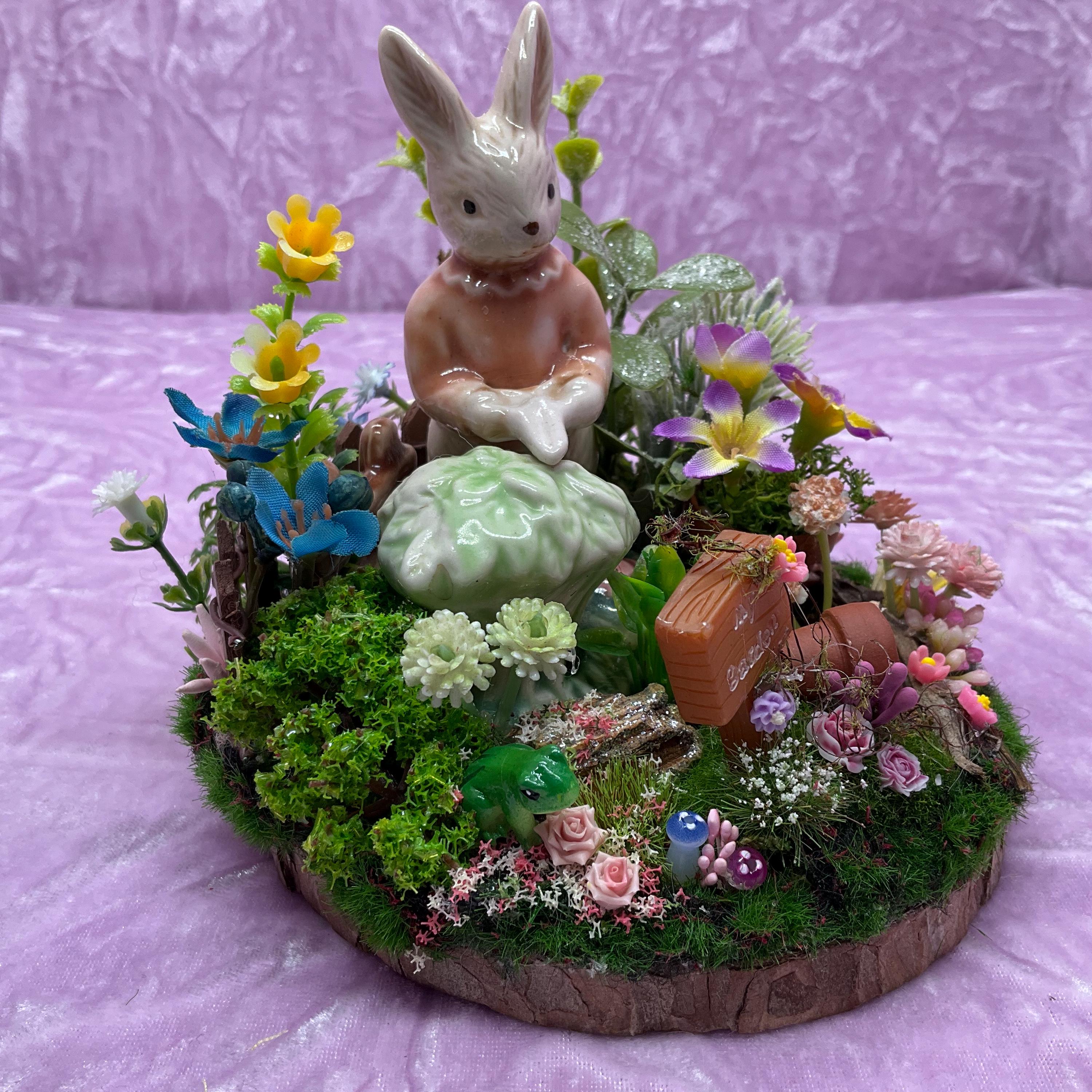Kitsch Shiny Rabbit Kitsch Retro Gardening Bunny Rabbit Fairy Garden Wood Slice Assemblage ...