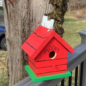 Casa de pájaros de Snoopy