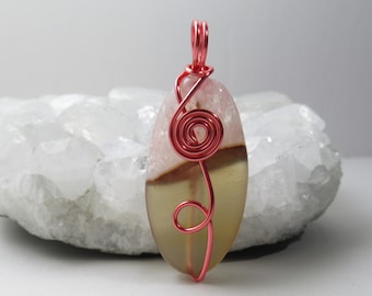 Colgante de ágata rosa con cristales agrietados, envuelto en alambre metálico, 50 mm