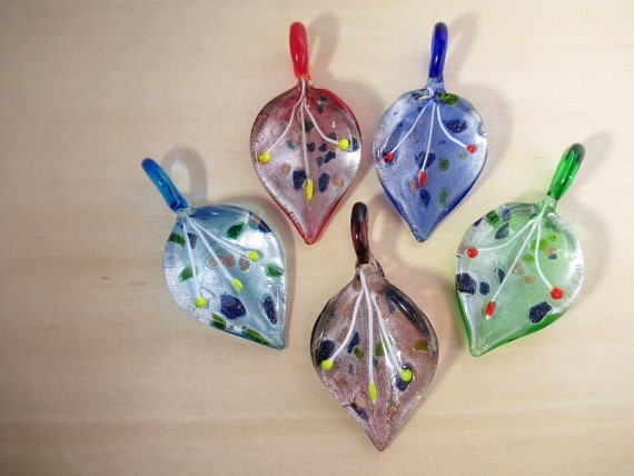 FREE Wholesale 6pcs flame Gold Foil Lampwork Glass Pendants DIY Necklace FREE Wholesale 6pcs flame Gold Foil Lampwork Glass Pendants DIY Necklace