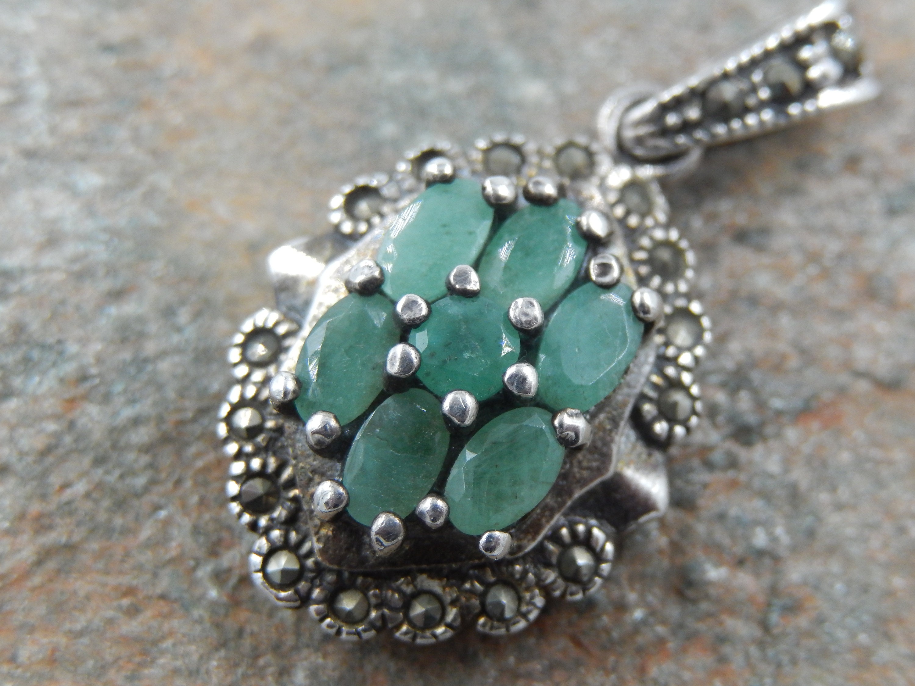 Pendentif En Argent Massif Avec Émeraude, Rubis Et Marcassite - 19,5g - Neuf Avec étiquettes