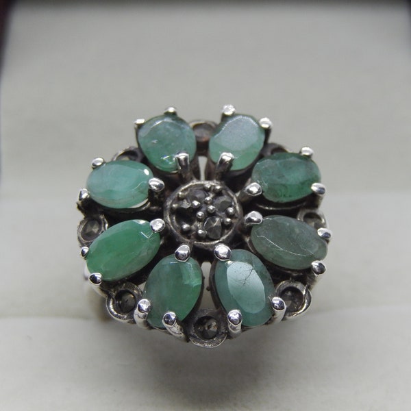 Sterling Silver 925 Ring With Emerald & Marcasite Stone