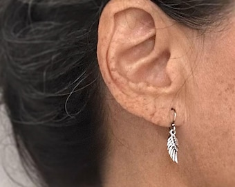 Tiny Angel Wing-oorbellen: christelijke sieraden