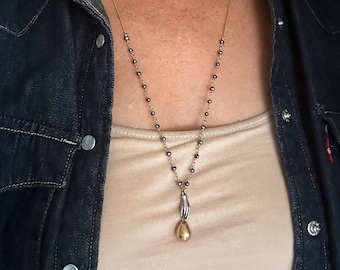 Hand met ei-ketting: Promise Keeper-ketting