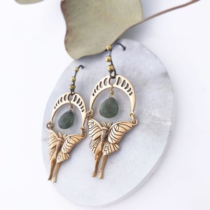 Boucles d'oreilles papillon Luna en bronze et phases de lune avec aigues-marines mousse vertes image 7