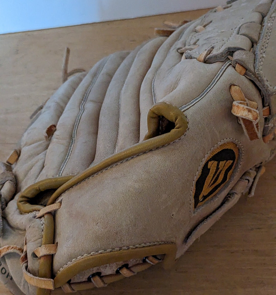 Gant Baseball Wilson A2160 – Signature Catfish Hunter, Modèle Vintage, RHT