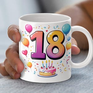 La envoltura de taza con descarga digital para celebrar el cumpleaños número 18 incluye archivos PNG de 11 oz y 15 oz, globos coloridos y diseño de pastel