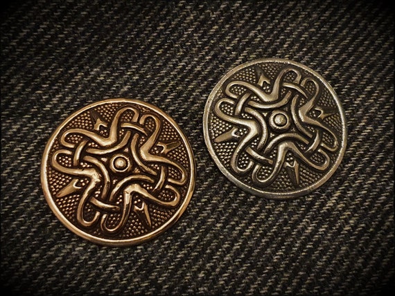 Norse brooch deals