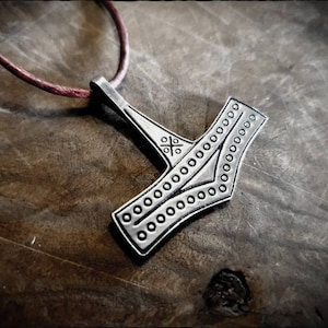 Mjölnir Thors Hammer Replica Pendant Necklace