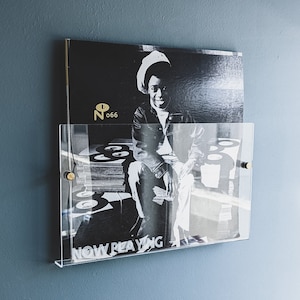Now Playing Record Holder Wall Shelf